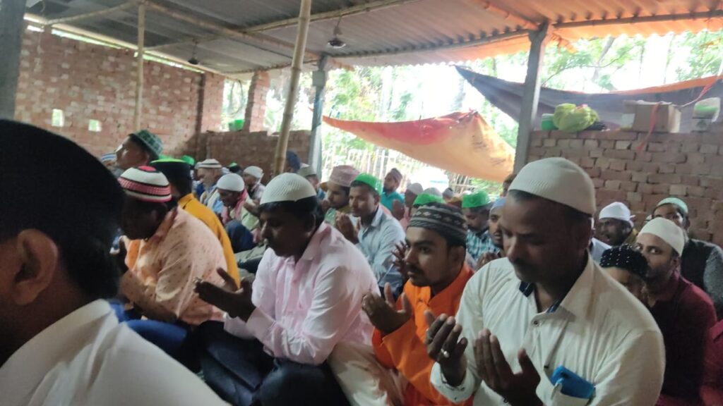 प्रखण्ड में ईद उल अजहा बड़े धूम धाम से मनाया गया