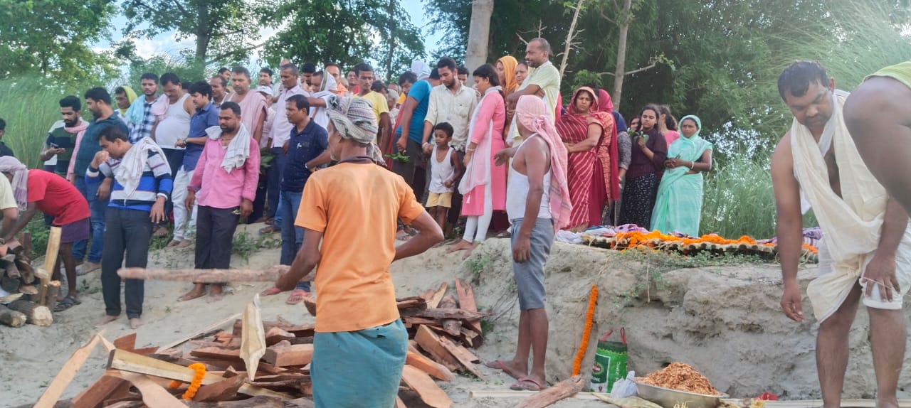 पूर्व प्रखंड अध्यक्ष जदयू सत्य नारायण बाबू पंचतत्व में विलीन