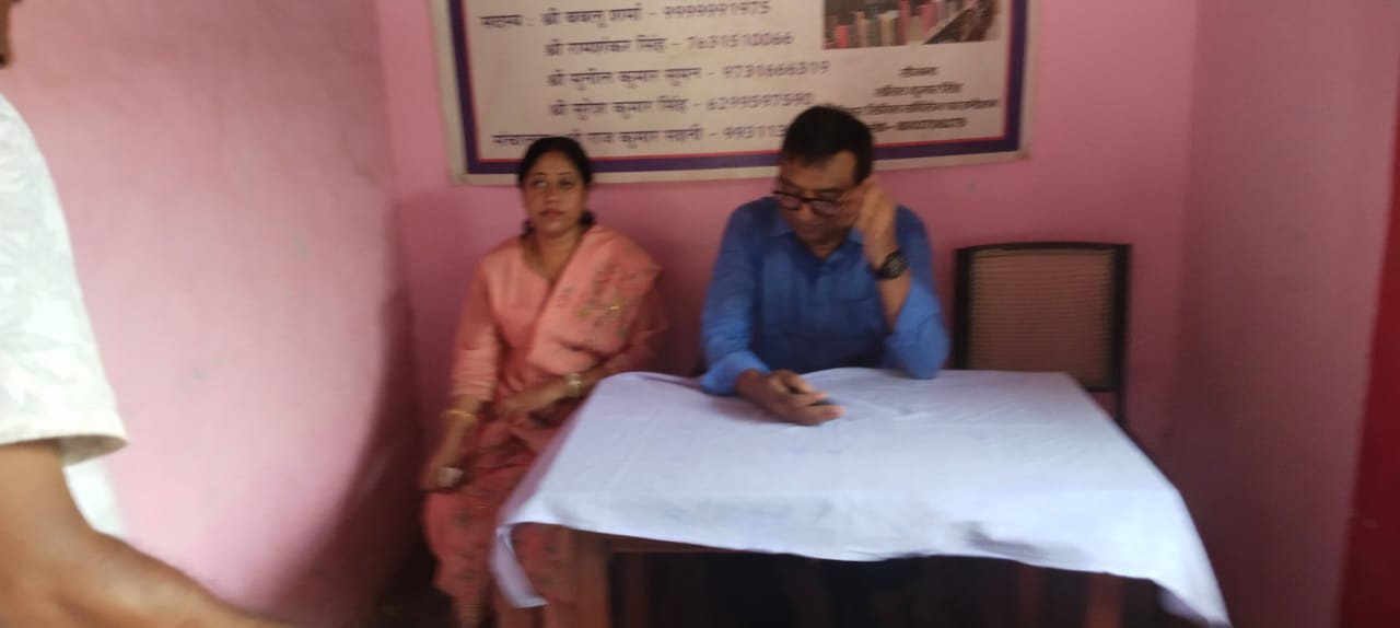 शिवाजीनगर में जॉइंट सेक्रेटरी ने छात्र-छात्राओं को बताया सफलता का विकल्प मेहनत ।