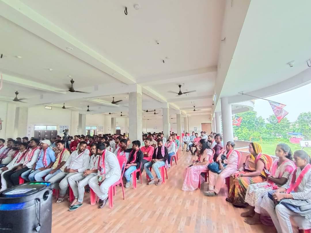 विकासशील इंसान पार्टी आईटी सेल पदाधिकारी का बैठक सह प्रशिक्षण शिविर का हुआ समापन ।