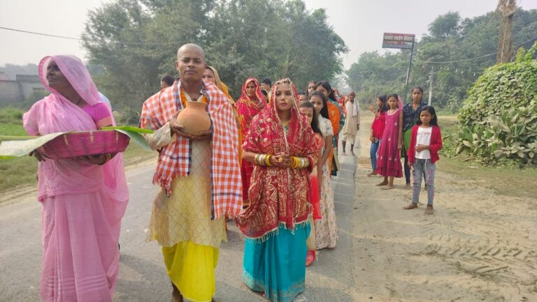 हर हर महादेव से गूंजायमान रहा डुमरा नरसिंहा ग्राम