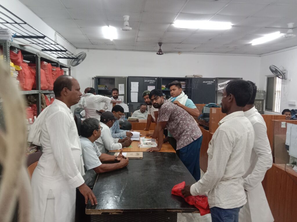 पंचायत उपचुनाव: नामांकन के चौथे दिन सरपंच समेत तीन पदों के लिए दाखिल हुए पर्चे