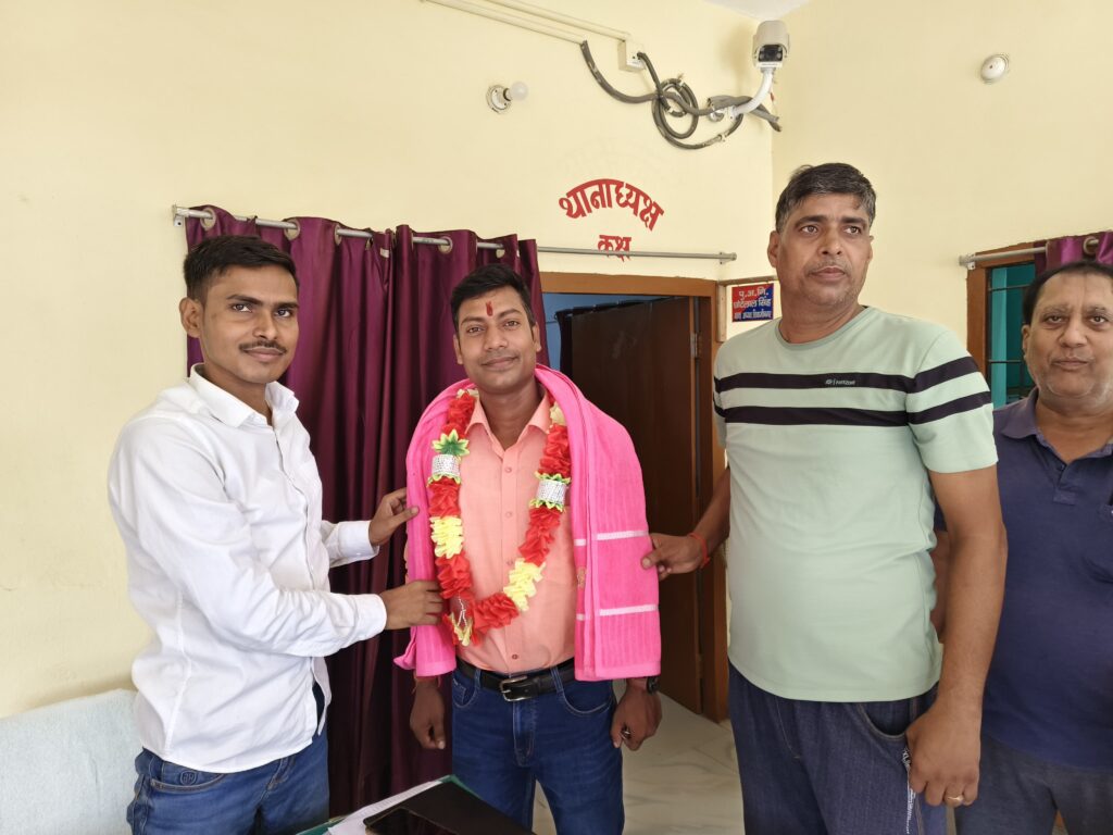 शिवाजीनगर थाना में अपर थाना अध्यक्ष शंकर कुमार चौधरी को भावभीनी विदाई