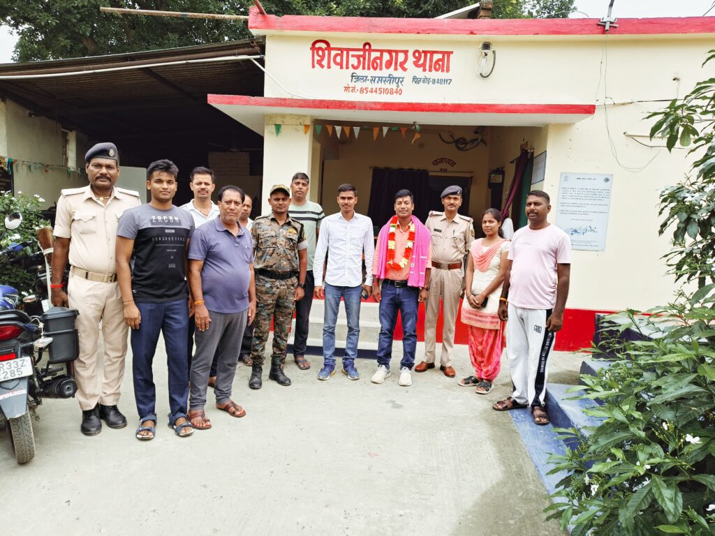 शिवाजीनगर थाना में अपर थाना अध्यक्ष शंकर कुमार चौधरी को भावभीनी विदाई