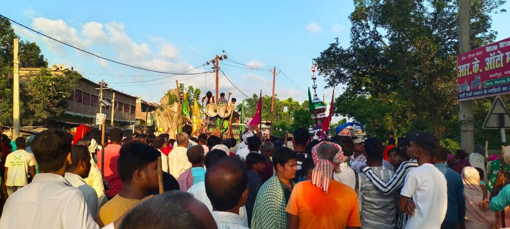 शिवाजीनगर प्रखंड में मोहर्रम पर्व शांतिपूर्ण माहौल में संपन्न शिवाजीनगर प्रखंड में मोहर्रम पर्व शांतिपूर्ण माहौल में संपन्न