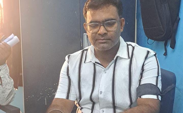 विद्युत कनीय अभियंताओं ने सात सूत्री मांगों को लेकर शिवाजीनगर में हस्ताक्षर अभियान एवं विरोध प्रदर्शन किया
