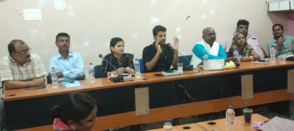 पंचायत समिति बैठक में नल-जल, बिजली, स्वास्थ्य और पशु विभाग पर हुई गहन चर्चा