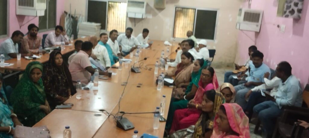 पंचायत समिति बैठक में नल-जल, बिजली, स्वास्थ्य और पशु विभाग पर हुई गहन चर्चा