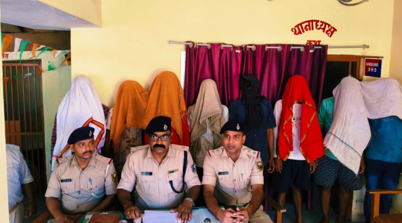 शांति चौक चोरी कांड का 3 घंटे में पर्दाफाश, 8 आरोपी गिरफ्तार, बाइक के पुर्जे-पुर्जे समेत सारा सामान बरामद