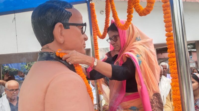 शिवाजीनगर के शिल्पकार स्वर्गीय राम लखन बाबू की 39वीं पुण्यतिथि पर दी गई श्रद्धांजलि, डॉ. उर्मिला सिन्हा को RJD से टिकट देने की उठी मांग