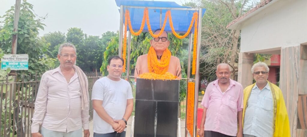 शिवाजीनगर के शिल्पकार स्वर्गीय राम लखन बाबू की 39वीं पुण्यतिथि पर दी गई श्रद्धांजलि, डॉ. उर्मिला सिन्हा को RJD से टिकट देने की उठी मांग