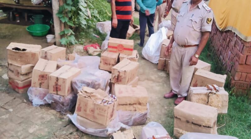 शिवाजीनगर पुलिस को मिली बड़ी सफलता, 10 लाख की विदेशी शराब जब्त, तस्कर फरार शिवाजीनगर पुलिस को मिली बड़ी सफलता, 10 लाख की विदेशी शराब जब्त, तस्कर फरार