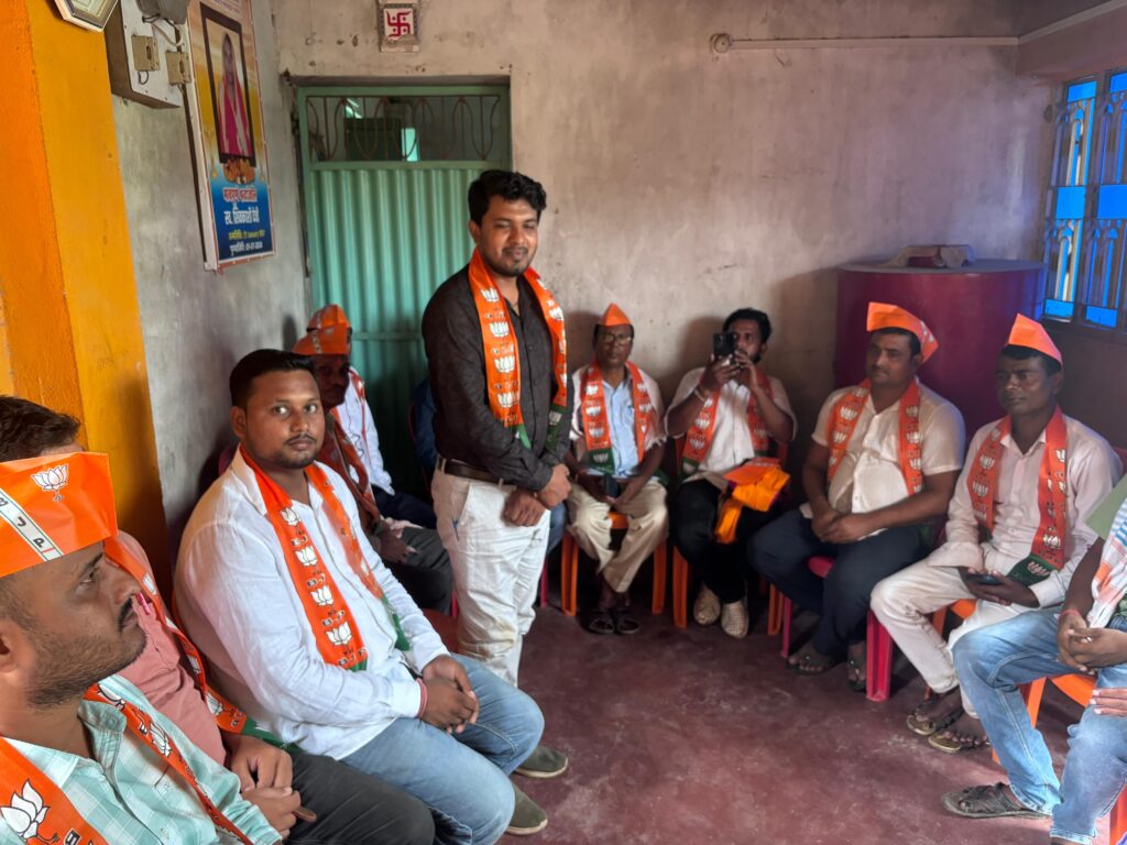 शिवाजीनगर में 'मोदी मित्र अभियान' का शुभारंभ, सरकार की नीतियों को जन-जन तक पहुंचाने का संकल्प शिवाजीनगर में 'मोदी मित्र अभियान' का शुभारंभ, सरकार की नीतियों को जन-जन तक पहुंचाने का संकल्प