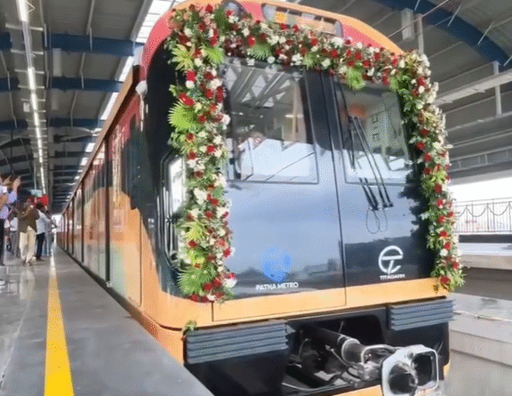 पटना को मिली मेट्रो की सौगात! मुख्यमंत्री नीतीश कुमार ने किया पहले चरण का उद्घाटन, कल से आम लोग कर सकेंगे सफर पटना को मिली मेट्रो की सौगात! मुख्यमंत्री नीतीश कुमार ने किया पहले चरण का उद्घाटन, कल से आम लोग कर सकेंगे सफर