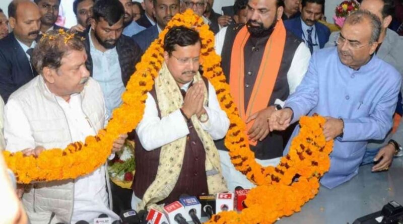 बड़ी खबर: नितिन नवीन बने भाजपा के राष्ट्रीय कार्यकारी अध्यक्ष; शिवाजीनगर में खुशी की लहर, कार्यकर्ताओं ने एक-दूसरे को दी बधाई