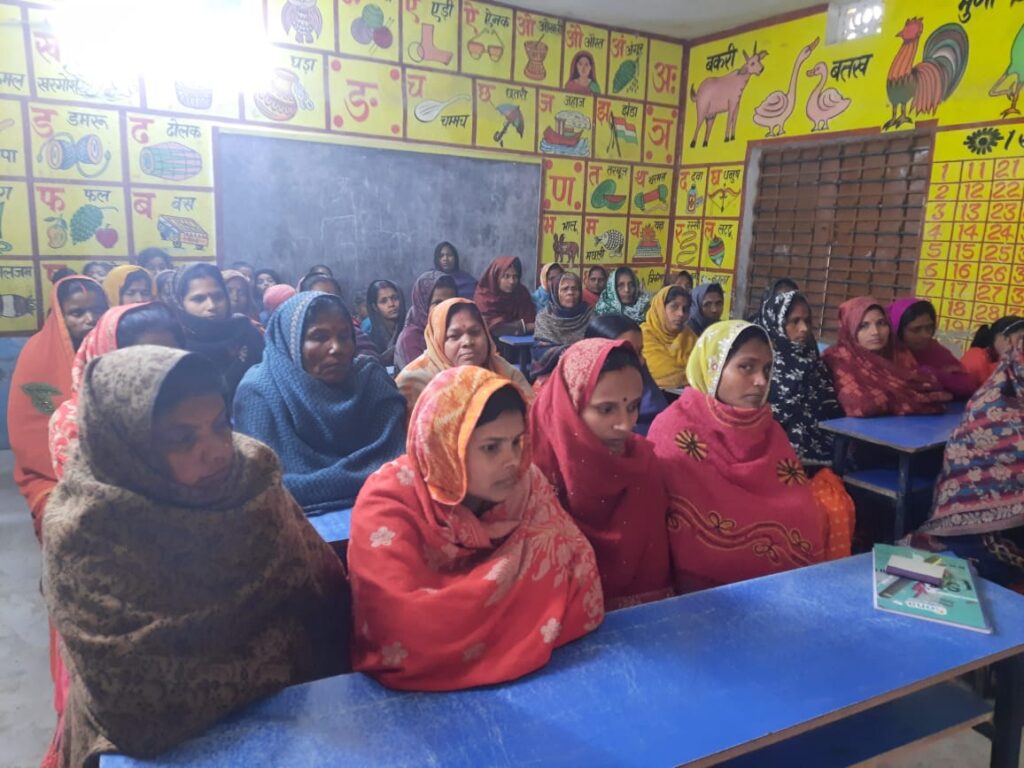 'हर एक बच्चा, श्रेष्ठ बच्चा': शिवाजीनगर के स्कूलों में उत्सव जैसा रहा साल का आखिरी दिन, अभिभावकों संग शिक्षकों ने साझा की प्रगति