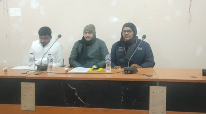 शिवाजीनगर में खाद की कालाबाजारी पर एक्शन मोड में प्रशासन: प्रखंड प्रमुख और बीएओ की दो टूक- ‘ज्यादा दाम वसूला तो खैर नहीं’