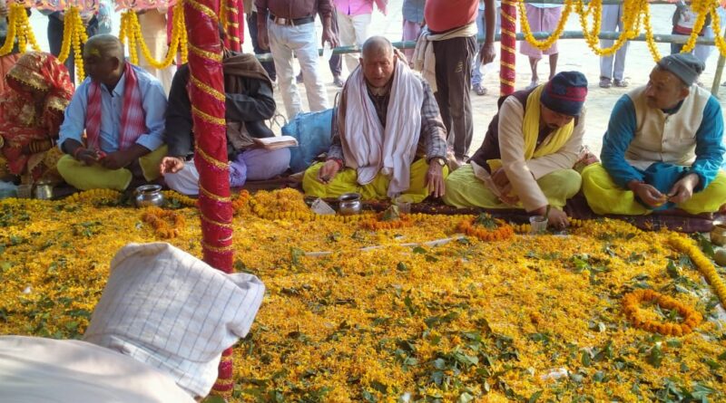 शिवाजीनगर: रमौल में सवा लाख पार्थिव शिवलिंगों की पूजा, 5000 श्रद्धालुओं के जयकारों से गूंजा क्षेत्र