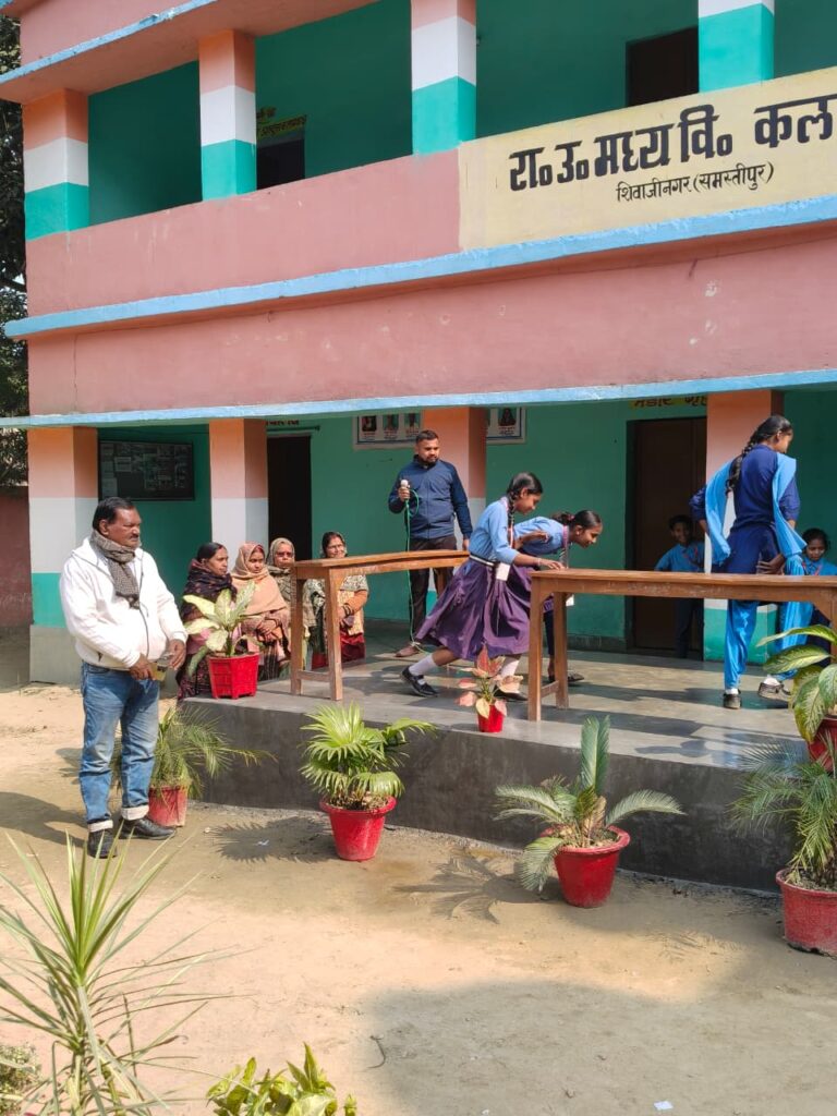 भूकंप से बचाव को लेकर बच्चों को किया गया जागरूक, स्कूलों में चला “सुरक्षित शनिवार” अभियानमुख्यमंत्री विद्यालय सुरक्षा कार्यक्रम के तहत शिवाजीनगर में मॉक ड्रिल और आपदा प्रबंधन प्रशिक्षण