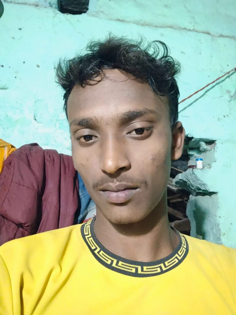 ओवरटेक के दौरान दो बाइकों की टक्कर, बीए पार्ट-2 के छात्र की दर्दनाक मौत