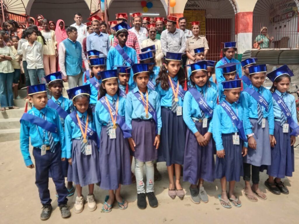 असफलता ही सफलता की कुंजी: शिवाजीनगर के कनखरिया विद्यालय में भव्य दीक्षांत समारोह आयोजित