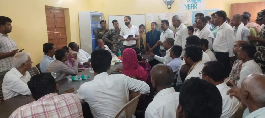 स्थानीय सांसद सांभवी चौधरी डॉ. कलाम फाउंडेशन फॉर रूरल डेवलपमेंट सह पब्लिक लाइब्रेरी में आगमन