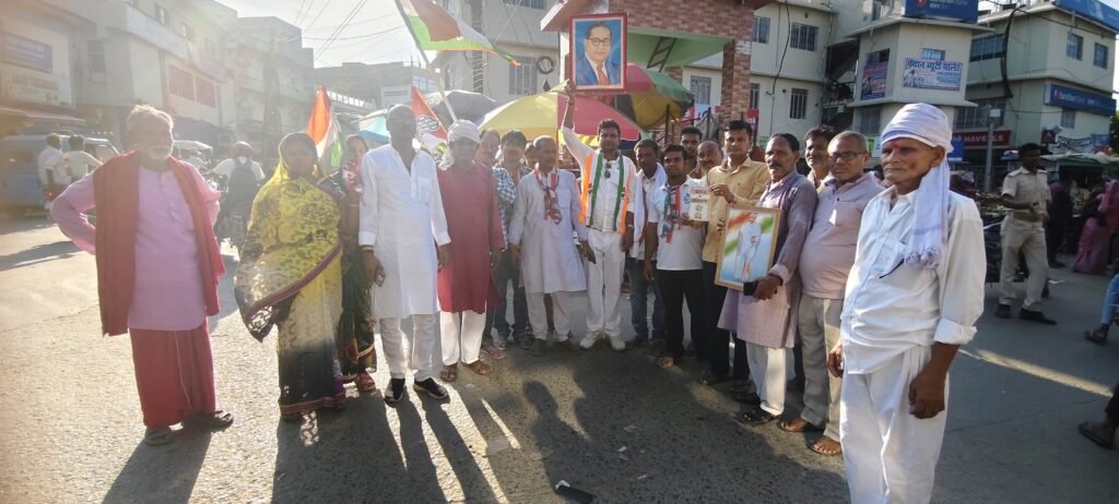 नीट आंदोलन की जीत पर कांग्रेस का विजय जुलूस, केंद्रीय शिक्षा मंत्री धर्मेंद्र प्रधान के इस्तीफे पर कार्यकर्ताओं ने मनाया जश्न