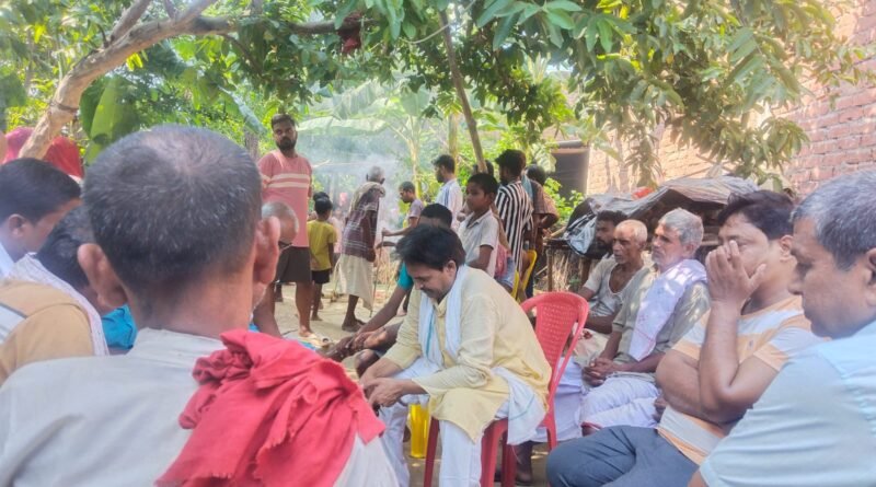 पंचायत समिति सदस्य रेखा देवी के निधन से बेला गांव में शोक की लहर, जनप्रतिनिधियों ने दी भावभीनी श्रद्धांजलि