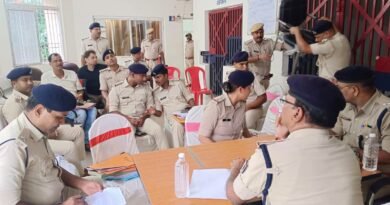 हथौड़ी थाना परिसर में पहली बार हुई अनुमंडल स्तरीय क्राइम मीटिंग, अपराध और शराब तस्करी पर सख्त कार्रवाई के निर्देश