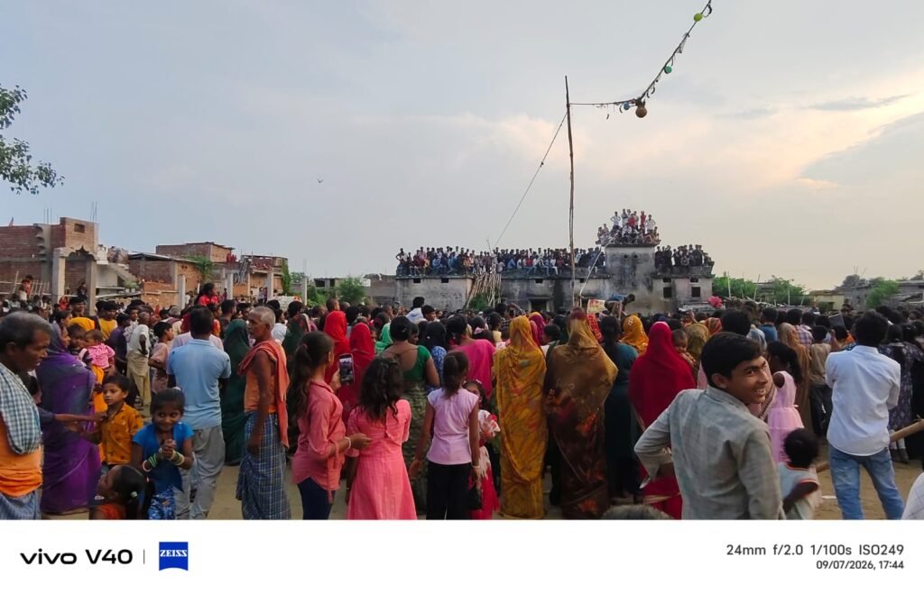शिवाजीनगर में मटकी फोड़ कार्यक्रम, युवा फिजिकल अकादमी ने जीता खिताब